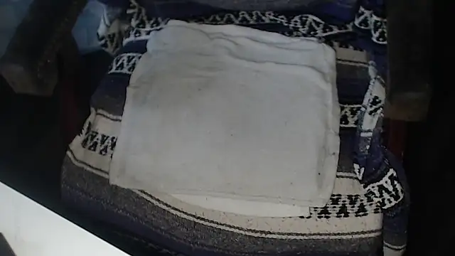 Snapshot of QueenDenizeAndTheCaptain chatting on 10.18.25 QueenDenizeAndTheCaptain online show from 10.18.25