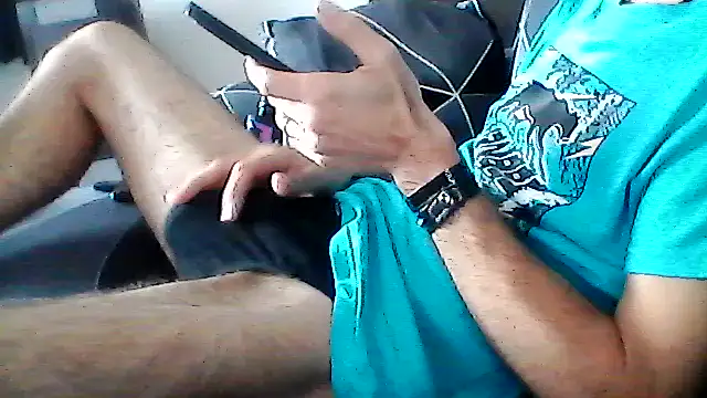 Snapshot of mickzizi chatting on 11.06.25 mickzizi online show from 11.06.25