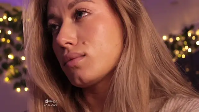 Blondie Bunny online show from 11.27.25