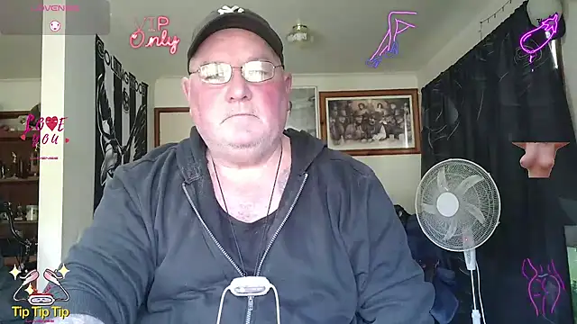 Snapshot of HOTANAL chatting on 07.19.26 HOTANAL online show from 07.19.26
