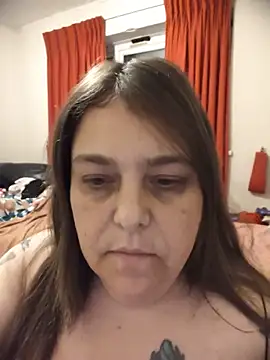 HouseWifeWhore Milf online show from 06.06.26
