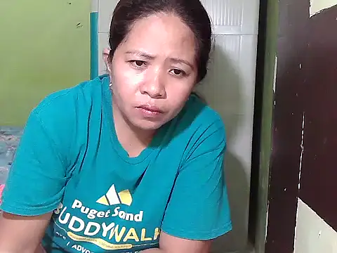 Snapshot of sweetlady_pinay chatting on 10.03.25 sweetlady pinay online show from 10.03.25