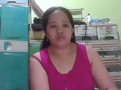 Snapshot of sweetlady_pinay chatting on 04.04.26 sweetlady pinay online show from 04.04.26
