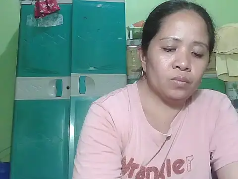 Snapshot of sweetlady_pinay chatting on 07.07.26 sweetlady pinay online show from 07.07.26