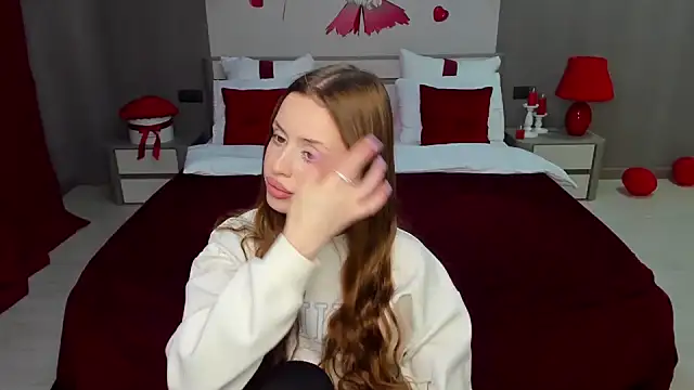 Snapshot of _Sweet__Cherry_ chatting on 02.20.25 Sweet Cherry online show from 02.20.25