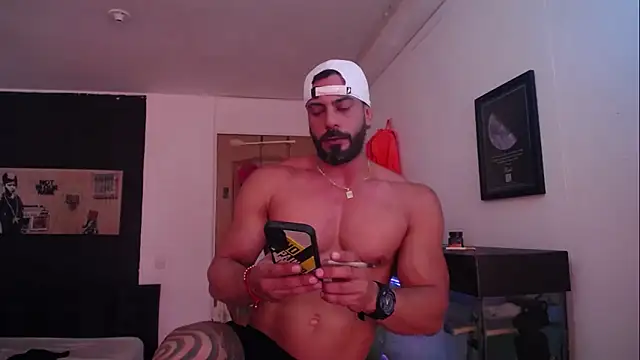 romeolovedark online show from 01.14.25