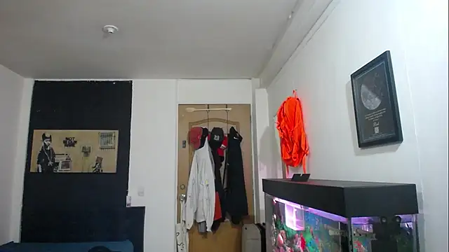 romeolovedark online show from 02.14.25