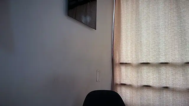 romeolovedark online show from 04.23.26