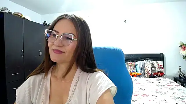 Snapshot of Xiimen chatting on 12.14.25 Xiimen online show from 12.14.25