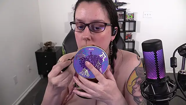 akarafang online show from 01.31.25