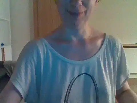 Snapshot of Moi_Lina chatting on 07.30.26 Moi Lina online show from 07.30.26