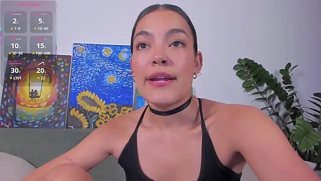 TIFFANYRUSSO online show from 02.25.26