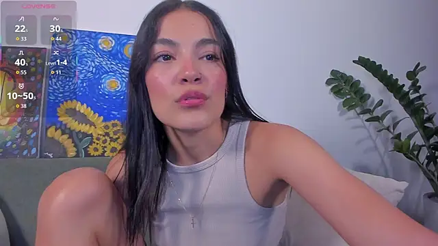 TIFFANYRUSSO online show from 03.03.26