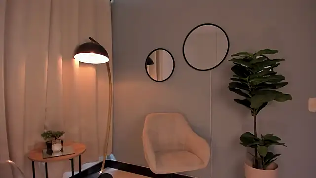 LiaPearce online show from 03.05.25