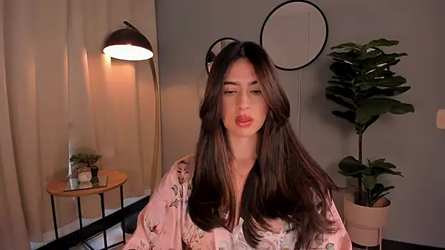 LiaPearce online show from 03.07.25