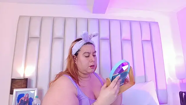 aandreaperez online show from 02.10.26