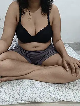 Rubyrosemumbai online show from 07.04.26