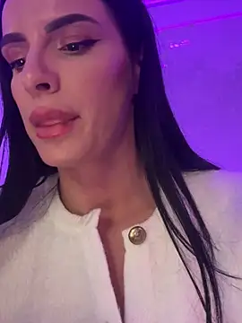 Snapshot of SereneRhodes chatting on 02.23.25 SereneRhodes online show from 02.23.25