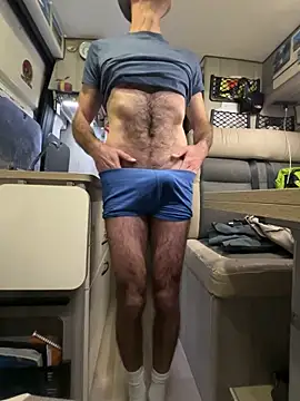 Snapshot of Hairy_athlete chatting on 01.02.25 Hairy athlete online show from 01.02.25