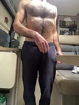 Snapshot of Hairy_athlete chatting on 03.14.25 Hairy athlete online show from 03.14.25