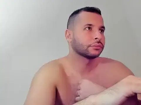 Snapshot of Dani_Lop chatting on 12.12.24 Dani Lop online show from 12.12.24