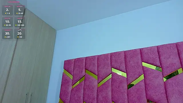 Snapshot of hornyhousekeeper_ chatting on 11.22.25 hornyhousekeeper online show from 11.22.25