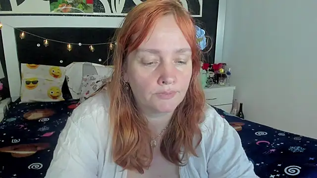 Snapshot of SinFulTitsDD chatting on 02.24.25 SinFulTitsDD online show from 02.24.25