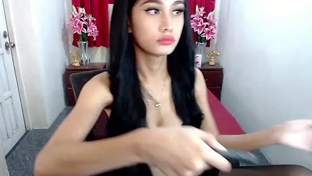 Snapshot of xSexynineDollx chatting on 02.14.25 xSexynineDollx online show from 02.14.25