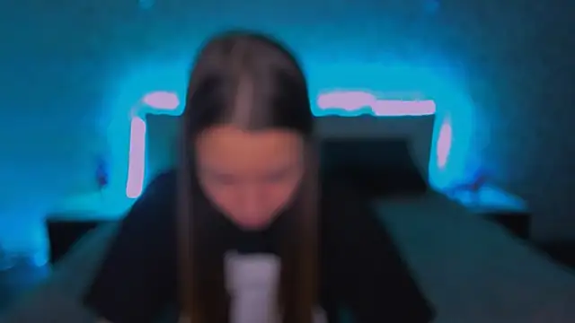 AlexaBarkley online show from 12.04.24