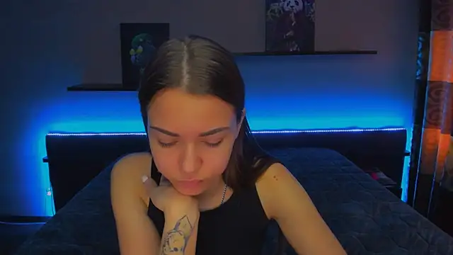 AlexaBarkley online show from 02.26.25