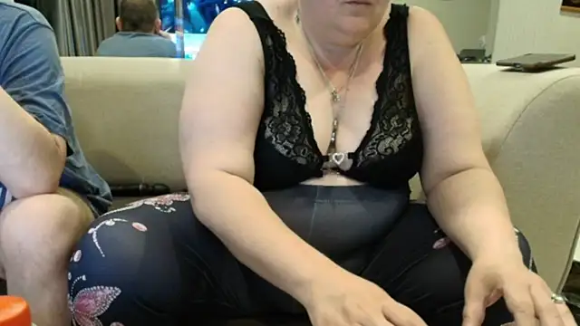 HotBiPaar online show from 06.03.26
