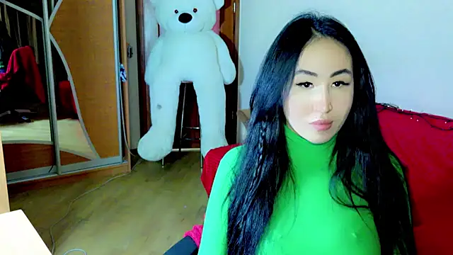 AsianQueens online show from 12.20.24