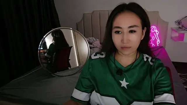 AsianQueens online show from 06.14.26