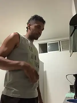 Snapshot of steven_smith05 chatting on 02.28.25 steven smith05 online show from 02.28.25