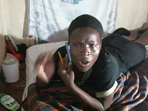 cute-shamza online show from 12.15.25