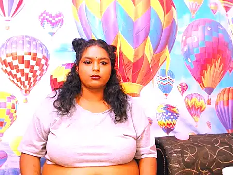 Snapshot of Indianfairy99 chatting on 12.13.24 Indianfairy99 online show from 12.13.24