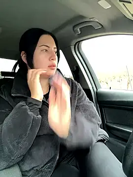 Snapshot of clairewntr chatting on 12.09.24 clairewntr online show from 12.09.24