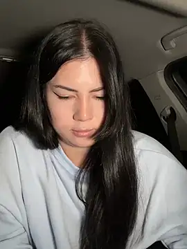 Snapshot of clairewntr chatting on 12.17.24 clairewntr online show from 12.17.24