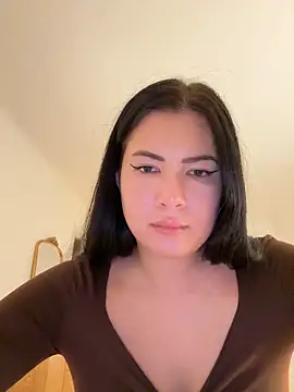 Snapshot of clairewntr chatting on 01.07.25 clairewntr online show from 01.07.25