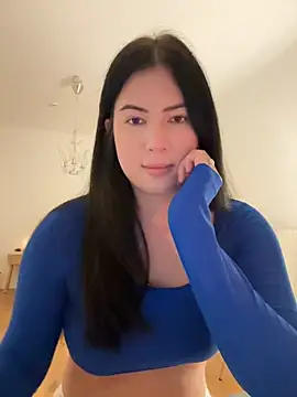 Snapshot of clairewntr chatting on 01.23.25 clairewntr online show from 01.23.25