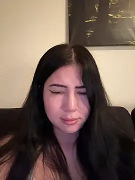 Snapshot of clairewntr chatting on 02.28.25 clairewntr online show from 02.28.25