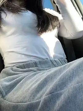 Snapshot of clairewntr chatting on 03.03.25 clairewntr online show from 03.03.25