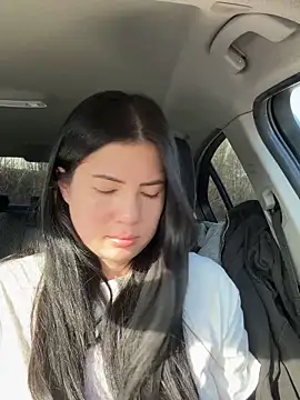 Snapshot of clairewntr chatting on 03.04.25 clairewntr online show from 03.04.25