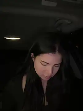 Snapshot of clairewntr chatting on 03.04.25 clairewntr online show from 03.04.25