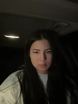 Snapshot of clairewntr chatting on 03.06.25 clairewntr online show from 03.06.25