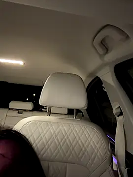 Snapshot of clairewntr chatting on 10.04.25 clairewntr online show from 10.04.25