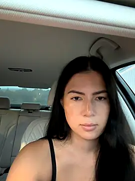 Snapshot of clairewntr chatting on 10.12.25 clairewntr online show from 10.12.25