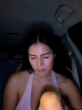 Snapshot of clairewntr chatting on 11.09.25 clairewntr online show from 11.09.25