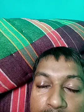 Snapshot of peterhotline chatting on 09.08.25 peterhotline online show from 09.08.25