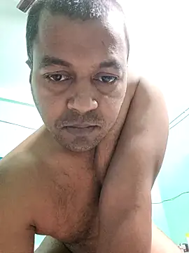 Snapshot of peterhotline chatting on 12.18.25 peterhotline online show from 12.18.25